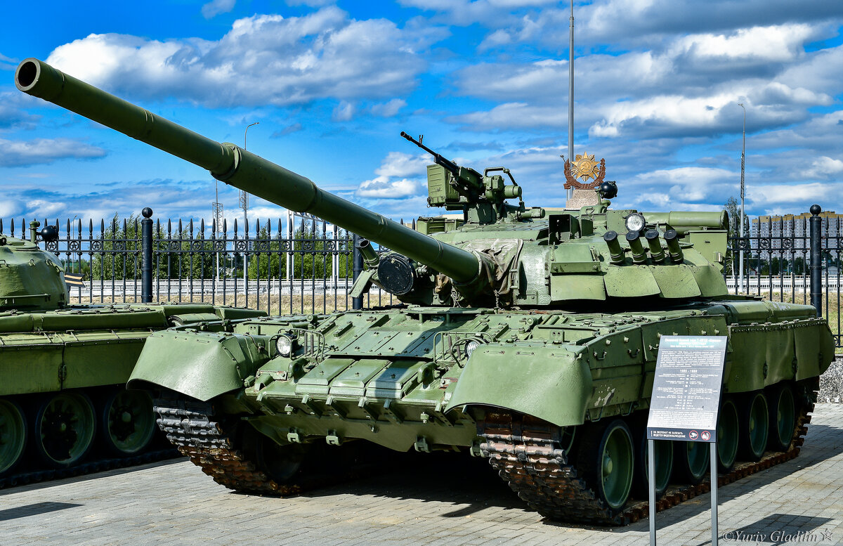 Основной боевой танк Т-80 УД "Береза" образца 1987 г. - Юрий Гладилин