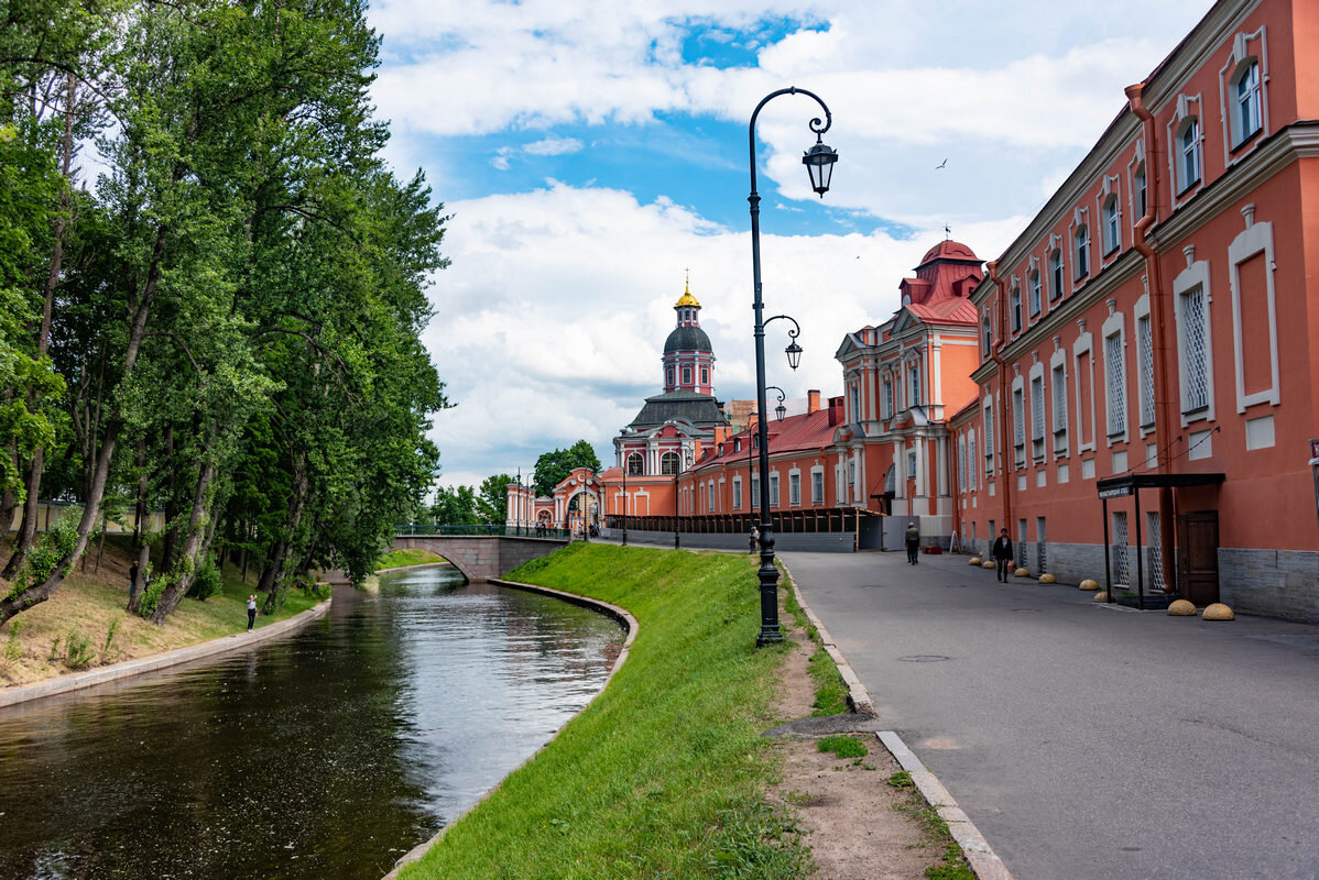 *** - Дмитрий Лупандин