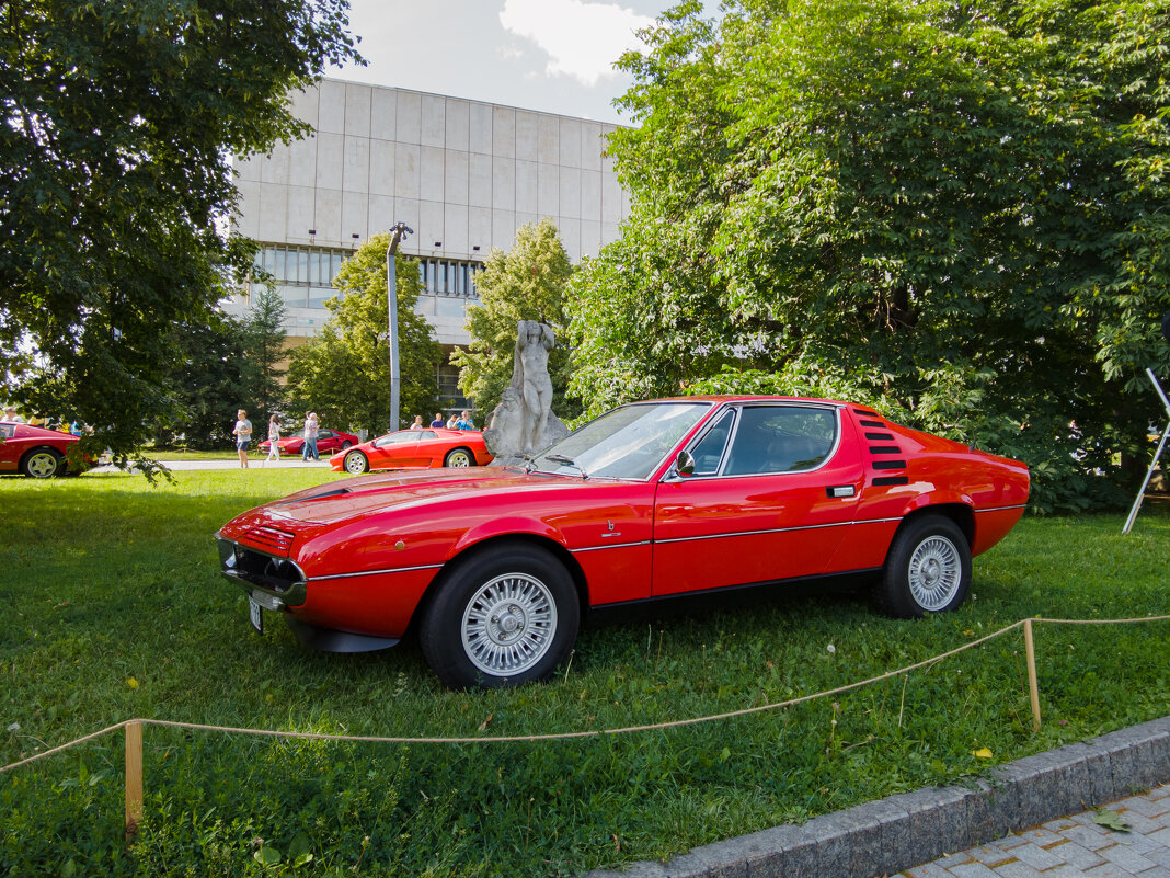 1970 Alfa Romeo Montreal - Andrew 
