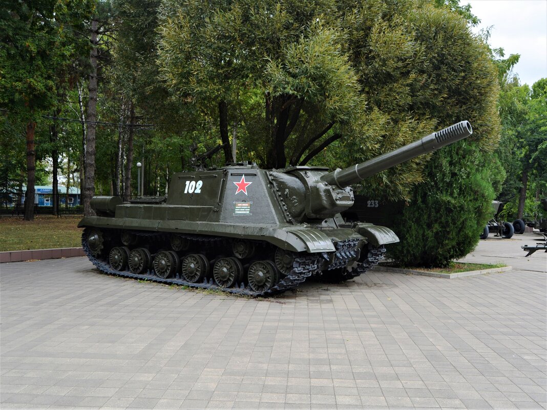 Краснодар. Самоходная артиллерийская установка ИСУ - 152К. - Пётр Чернега