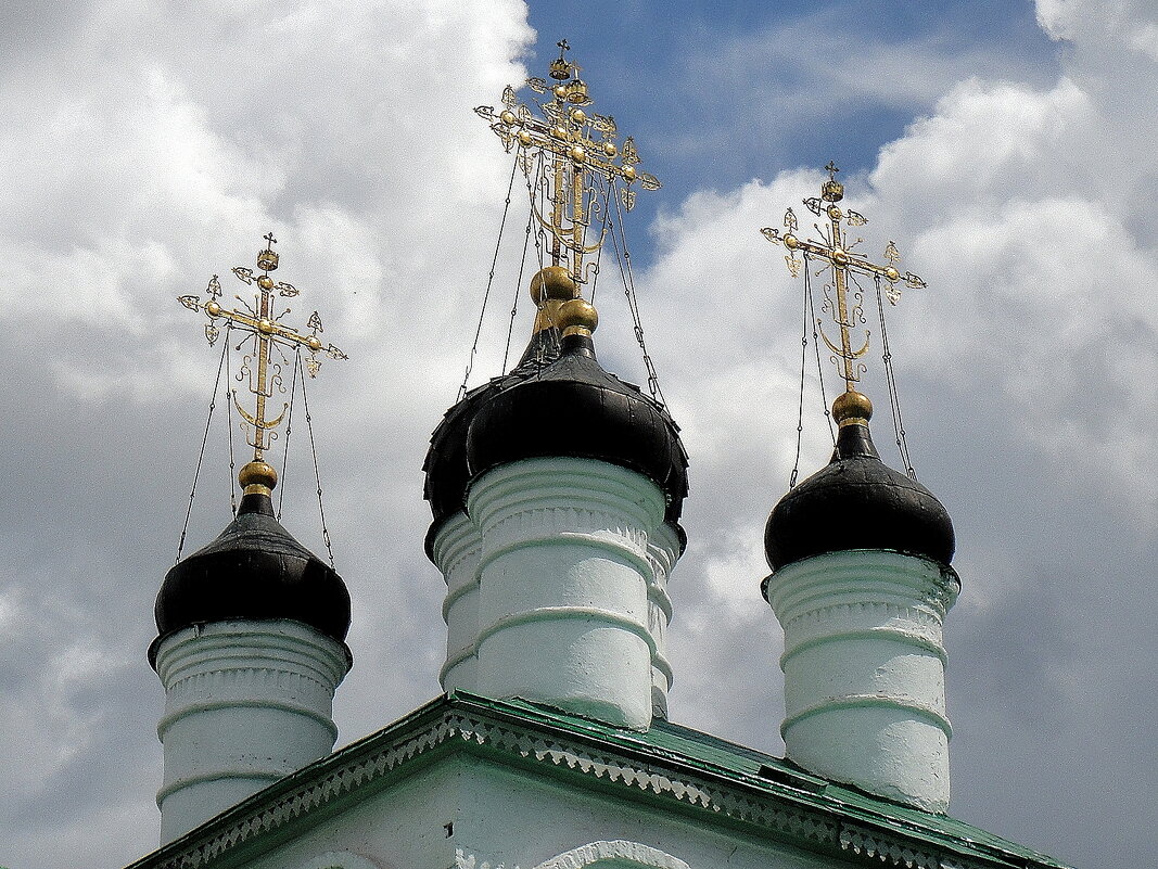 Купола Успенской церкви  в Александровской слободе. - Ольга Довженко