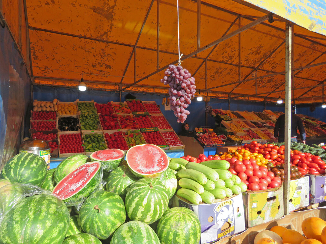 Овощной базар в Норильске. - ИРЭН@ .