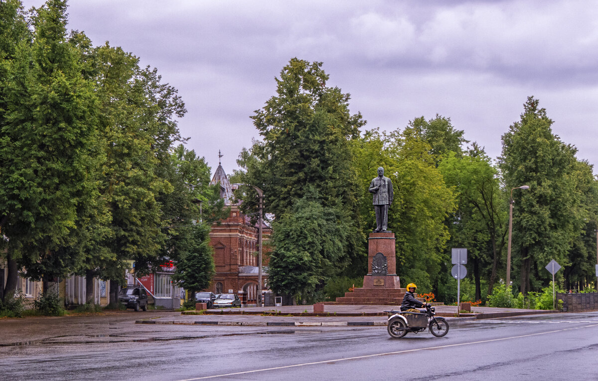 Ковров. Памятник Дегтяреву - Сергей Цветков