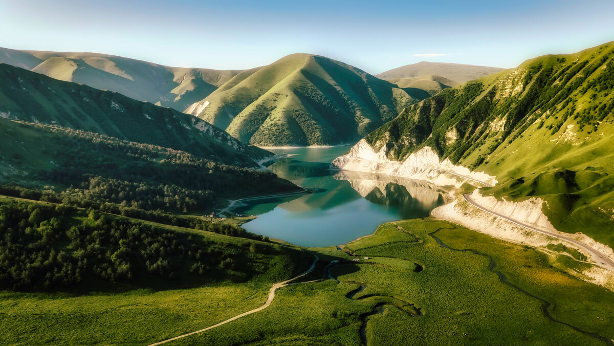 Озеро в горах - Владимир Тищенко