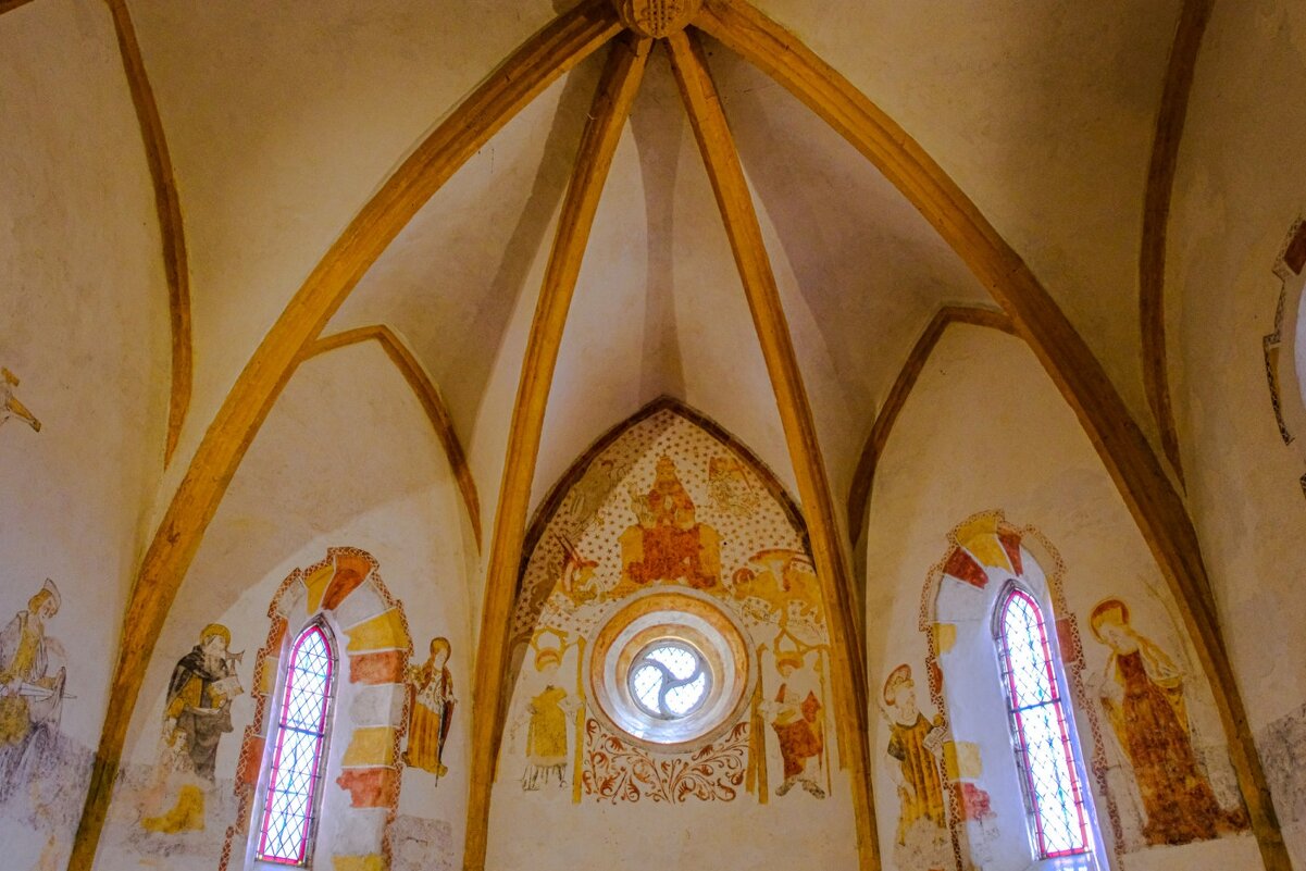 Интерьер церкови Ste Foix la Jeune XVI век - Георгий А