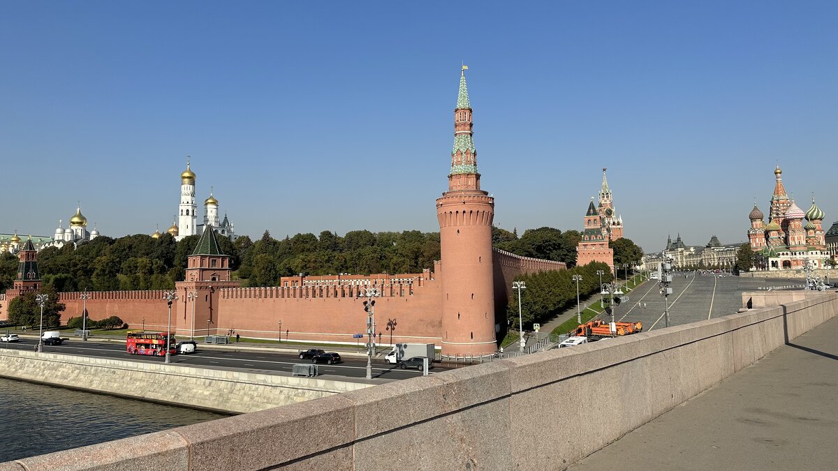 Кремль и Красная площадь - <<< Наташа >>>