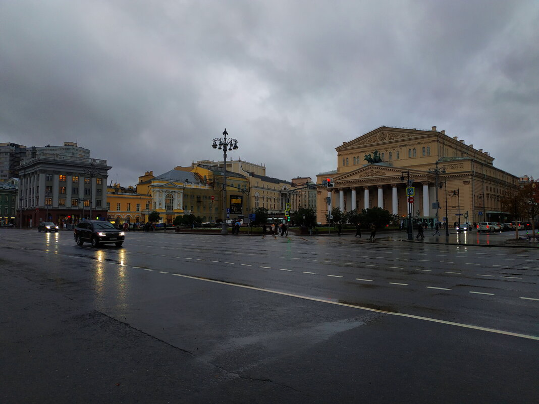 Жизнь в большом городе - Андрей Лукьянов