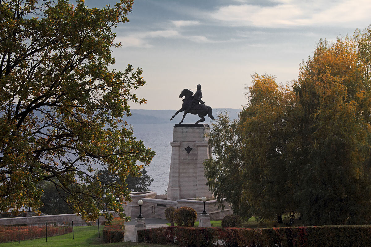 Памятник Татищеву В.Н. Тольятти. Самарская область - MILAV V