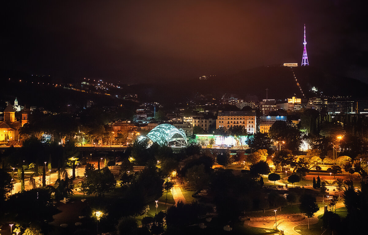 Ночной Тбилиси - Лилия .