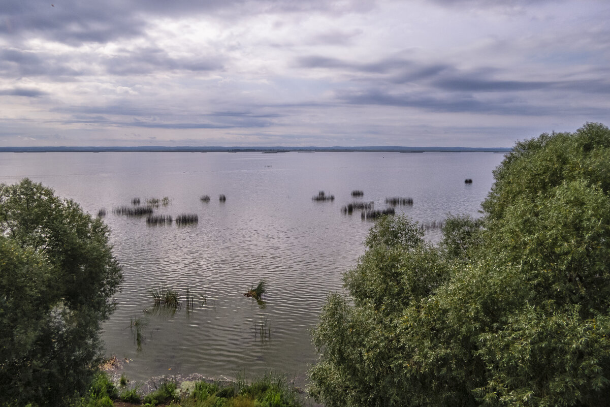 Вид на озеро Неро - Сергей Цветков
