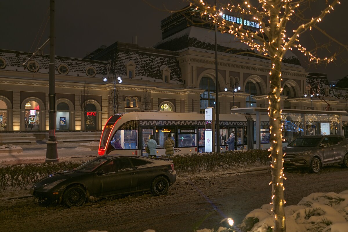 Трамвайная остановка "Павелецкий вокзал" - Yevgeniy Malakhov