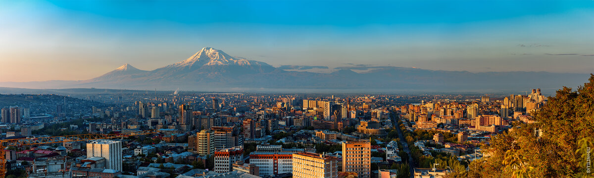 Рассвет над осенним Ереваном. Октябрь 2023 - Павел Сытилин