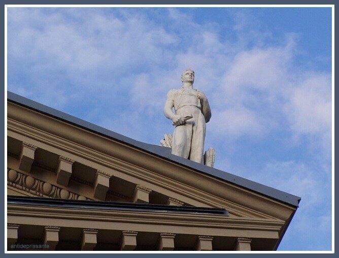 Здание у Таврического сада...СПБ - vadim 