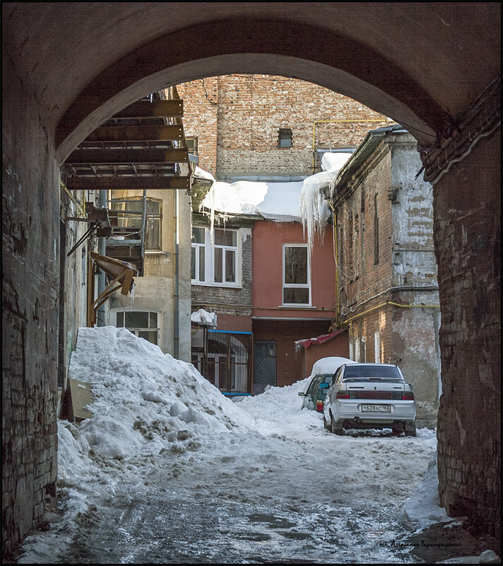 Самарский дворик, зима - Александр Тарноградский