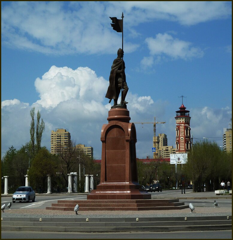 Вид на центральную площадь Волгограда. - Юрий ГУКОВЪ