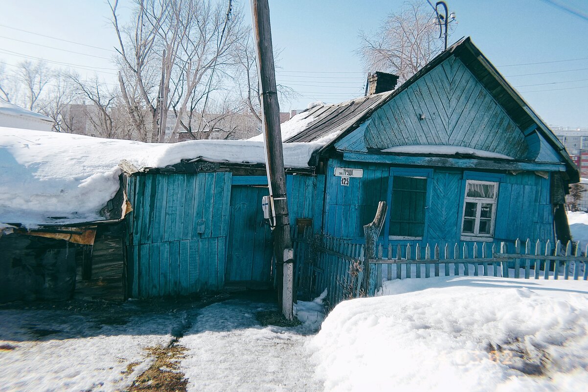 Деревенский дом, в черте города - Игорь Солдаткин