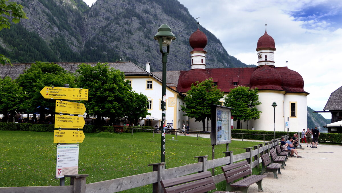 ЛУЧШЕ Гор, могут быть-ТОЛЬКО ГОРЫ... Schanau-Königssee vorbei gefaren. Wasserfall St-Bartholomä. - "The Natural World" Александер