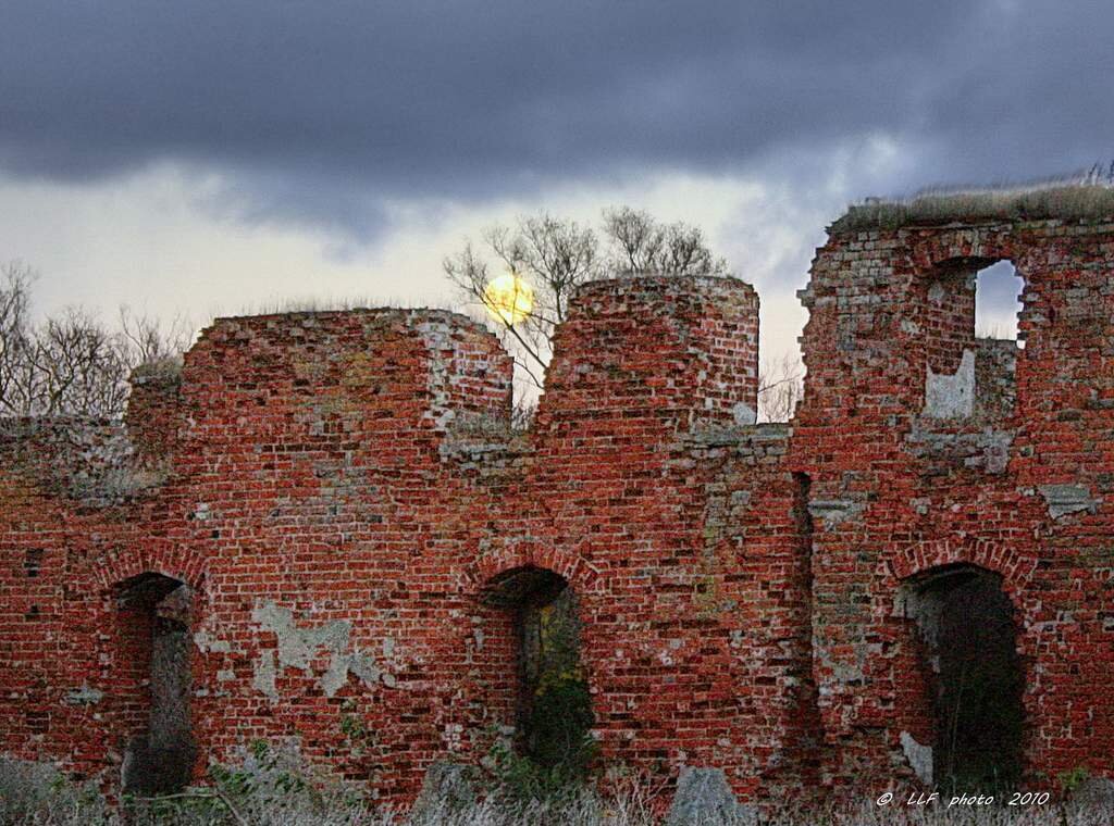 Развалины Брандербурского замка - Liudmila LLF