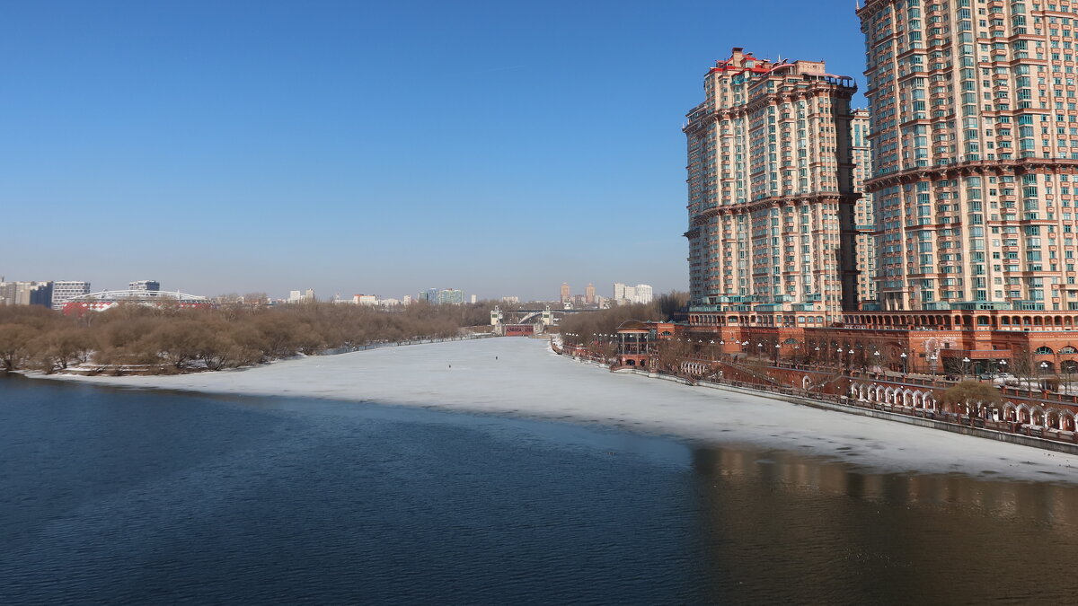 Мартовская река Москва - Дмитрий И_