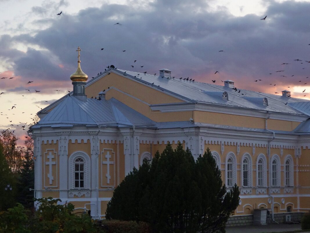 Дивеево. Трапезный храм святого благоверного князя Александра Невского - Лидия Бусурина