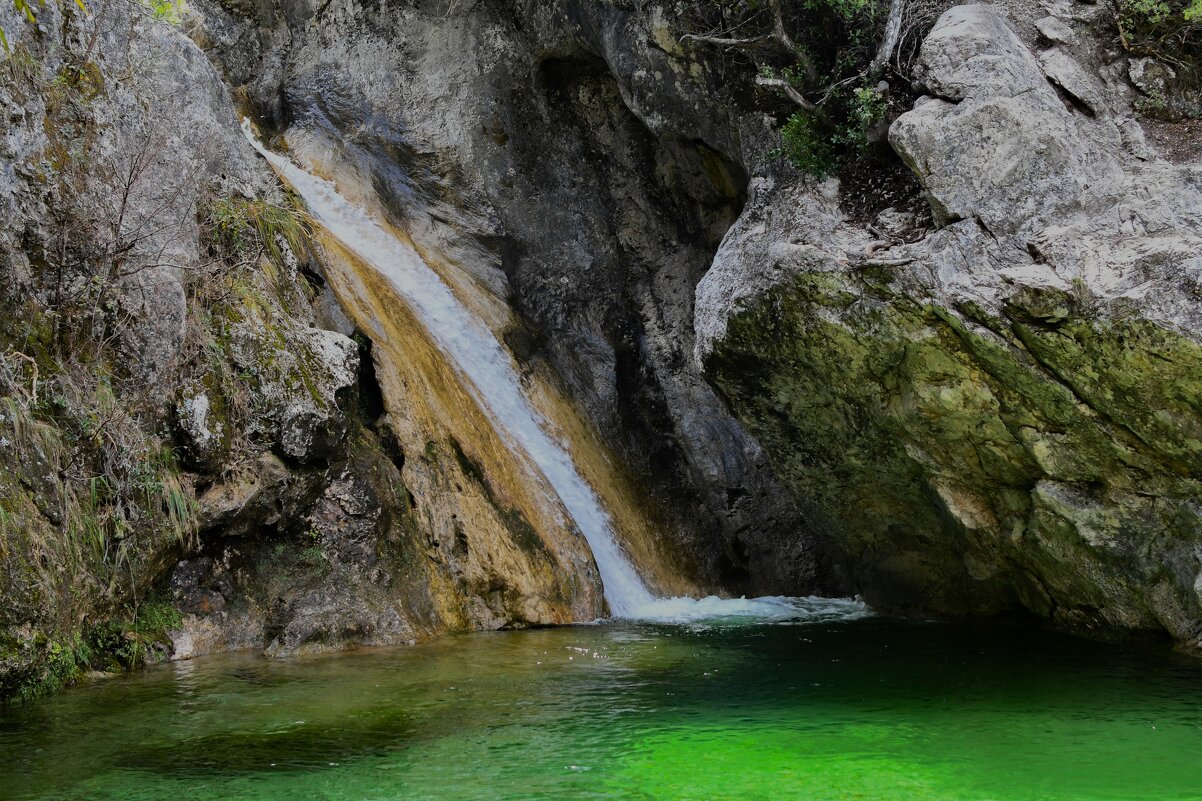 Чарующий водопад  Αγίας Κορήσ ( Святой девы), Олимп, Греция - Inna 