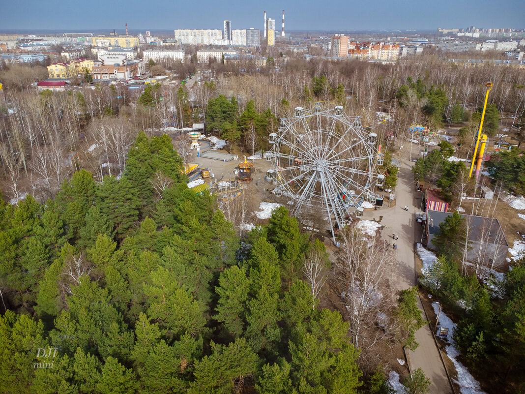 В парке - Александр Синдерёв