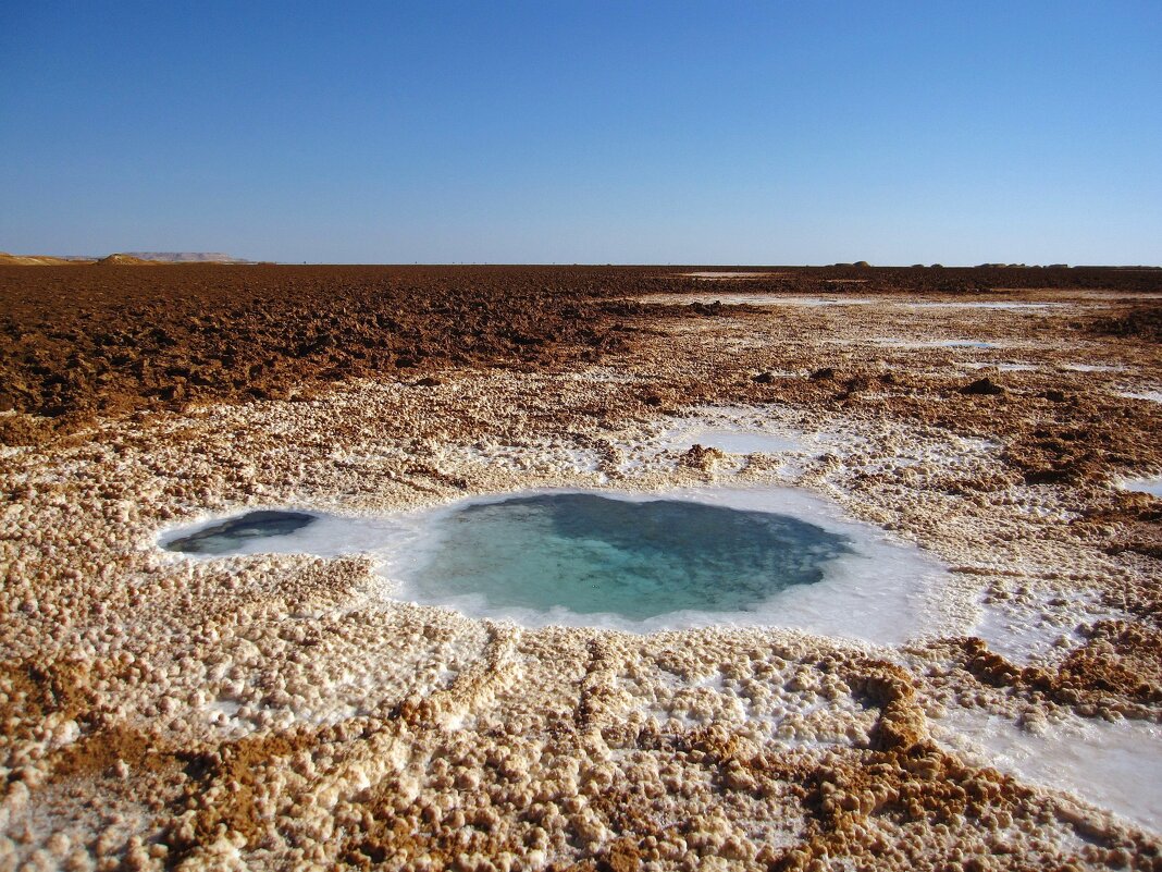 Пересыхающее соленое озеро Зейтун, Египет. - unix (Илья Утропов)
