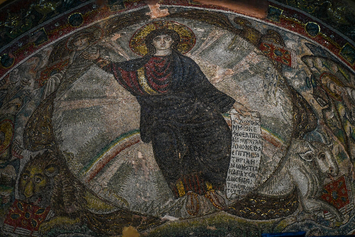 Единственная  в мире сохранившаяся фреска молодого Христа в церкви  Святого Давида - Inna 
