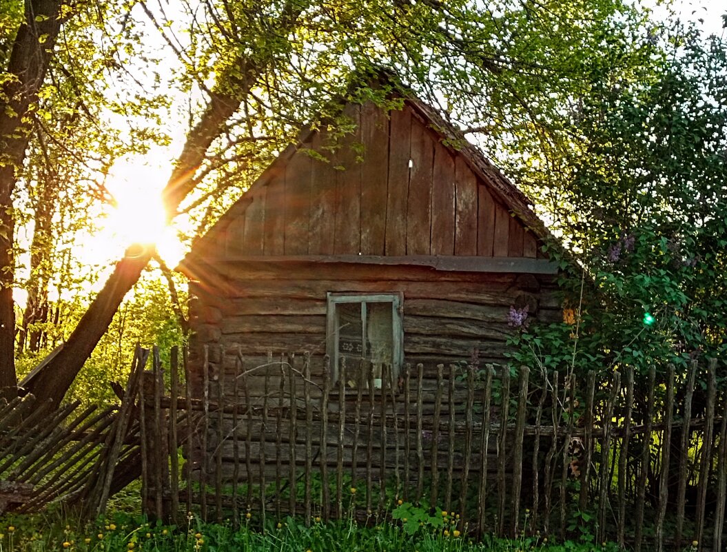 *** - Солнечный Странник