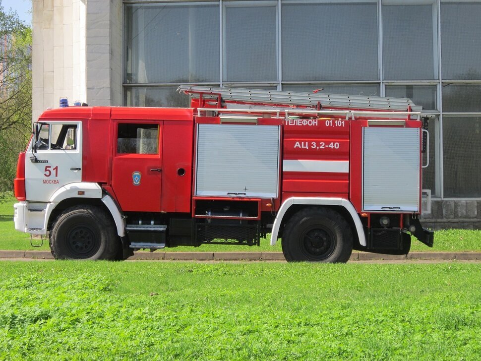 Пожарный автомобиль - Дмитрий Никитин