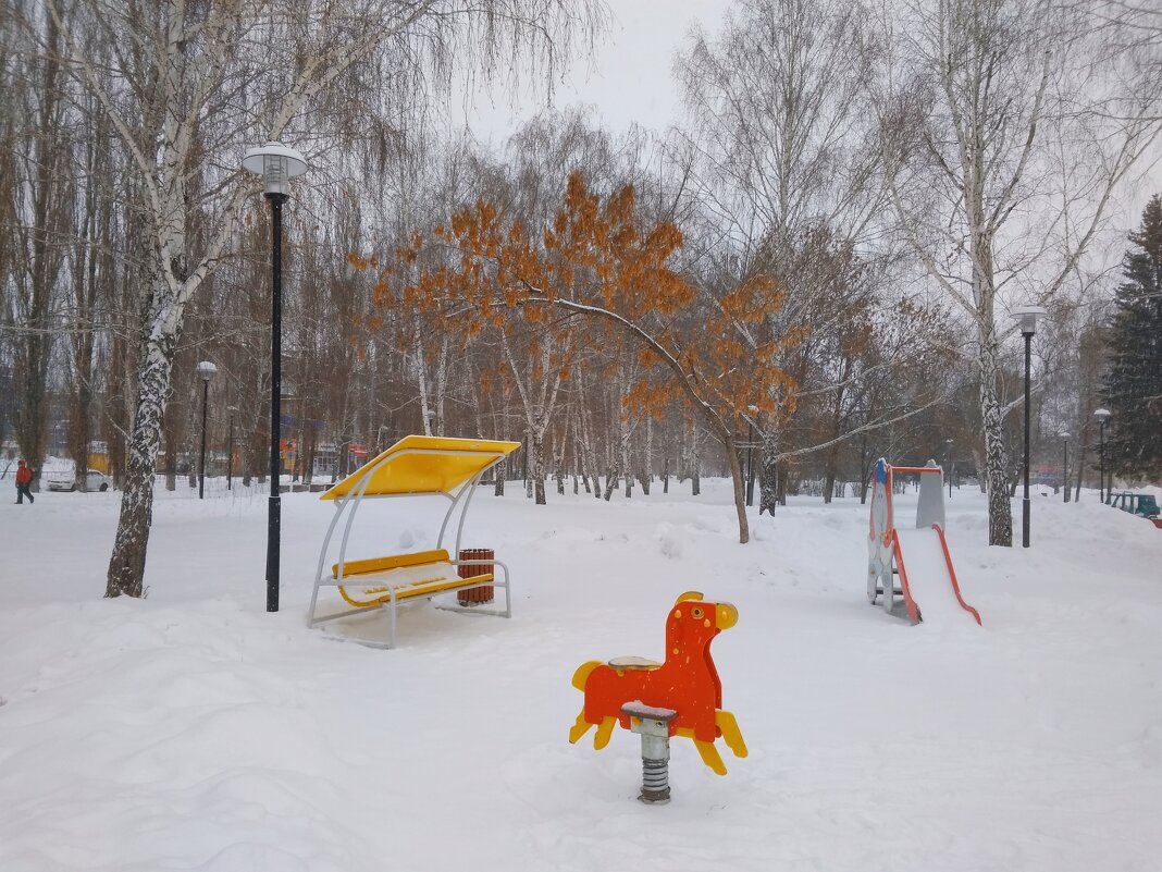 Детская площадка - Larisa Kuznetsova