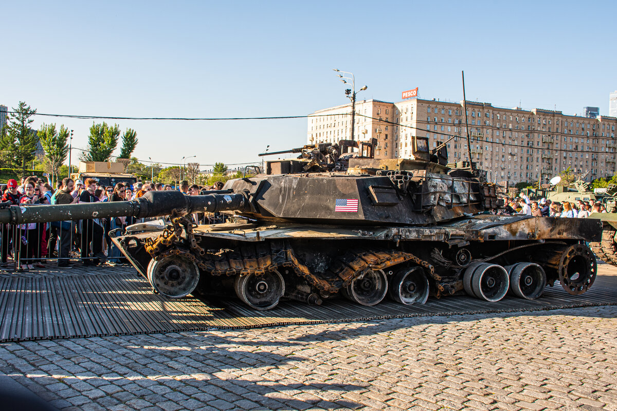 Американский танк M1 Abrams - Павел Катков