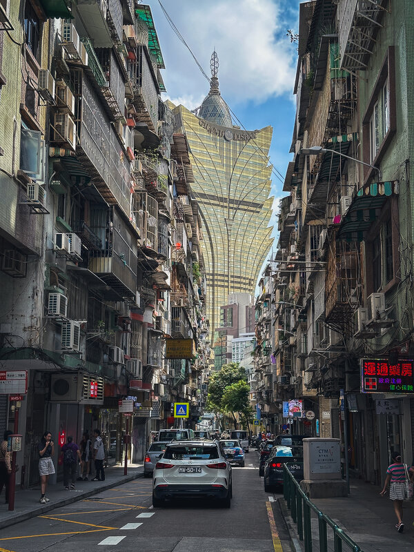 Макао. Казино Grand Lisboa - Дмитрий 