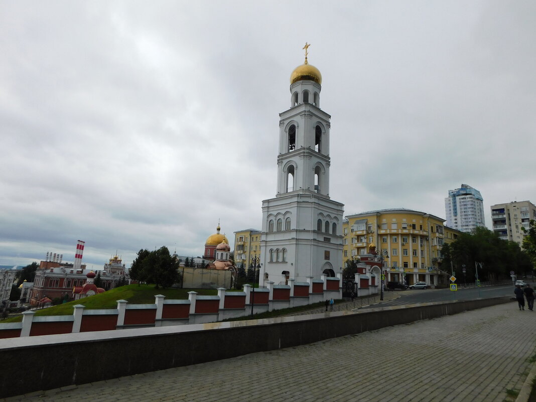 Колокольня Иверского женского  монастыря в Самаре - Наиля 