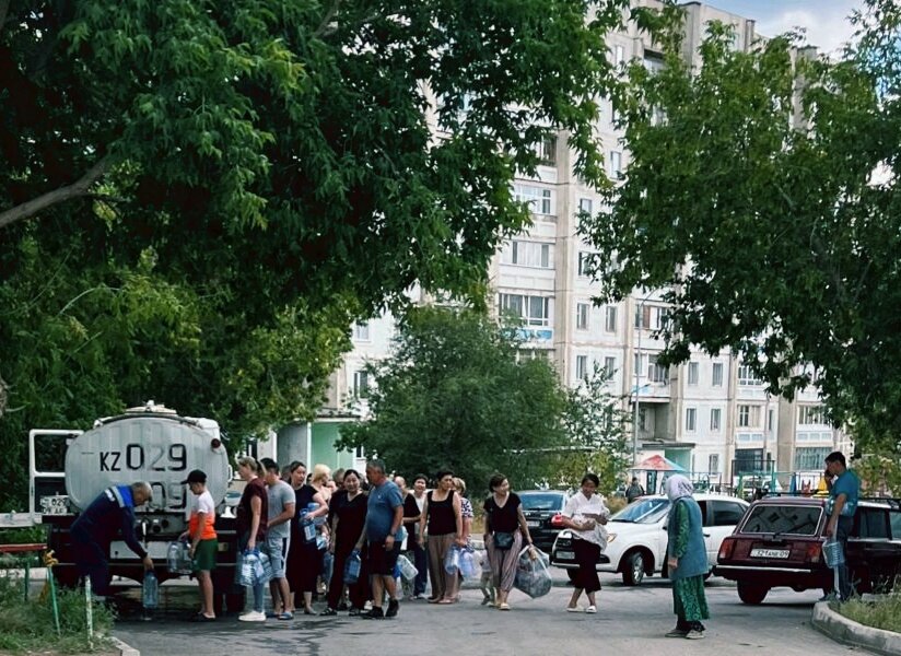 Без воды,не туда и не сюды... - Андрей Хлопонин