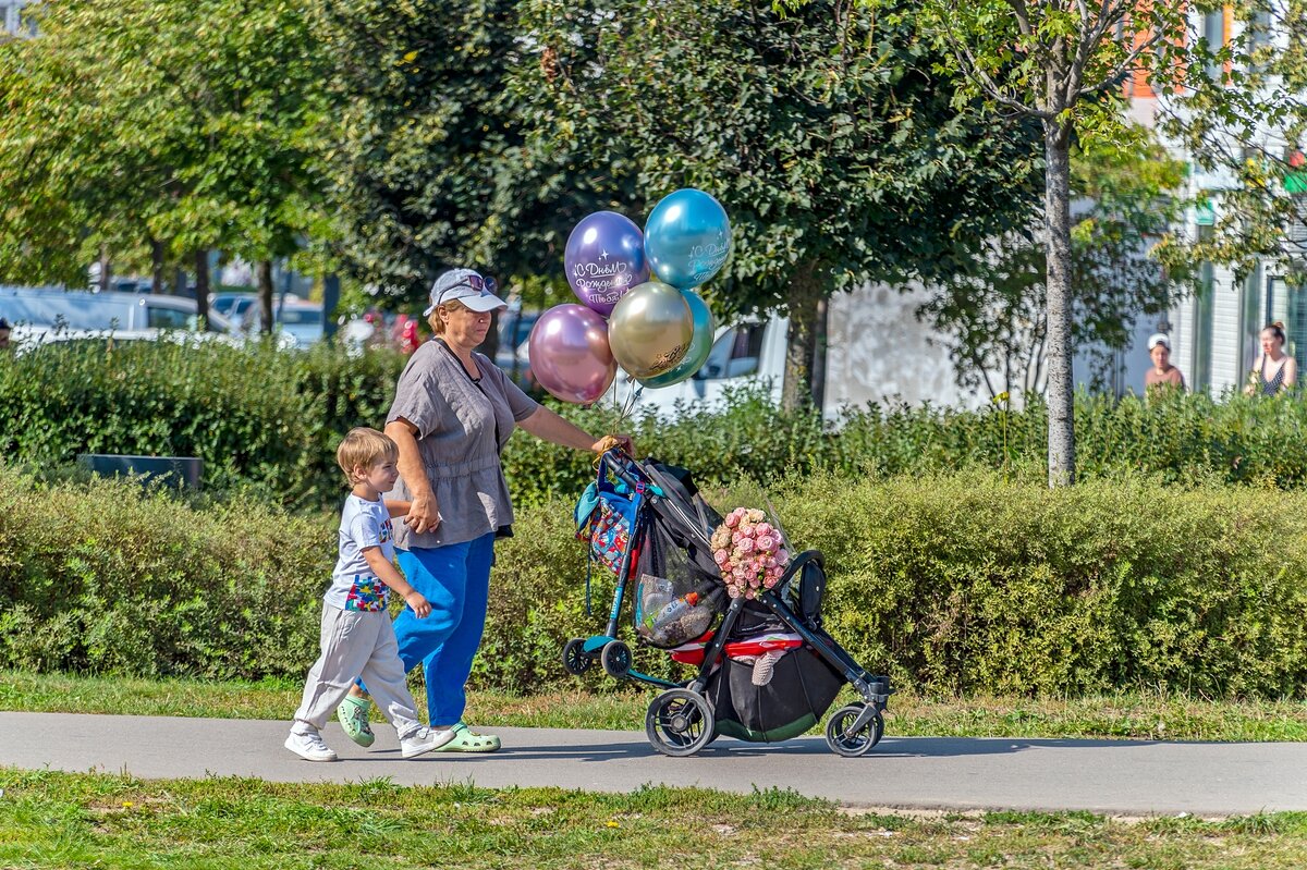 День рождения у мамы - Валерий Иванович