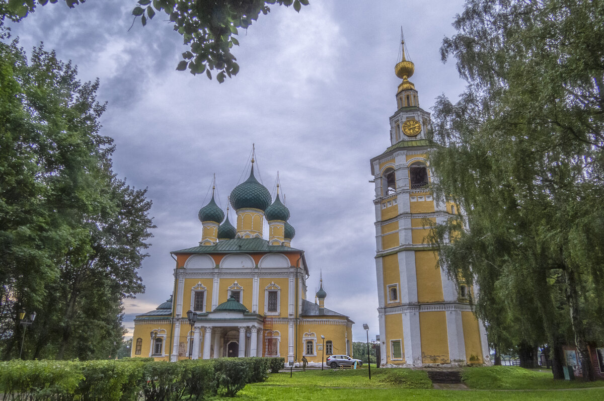 Углич. В кремле - Сергей Цветков