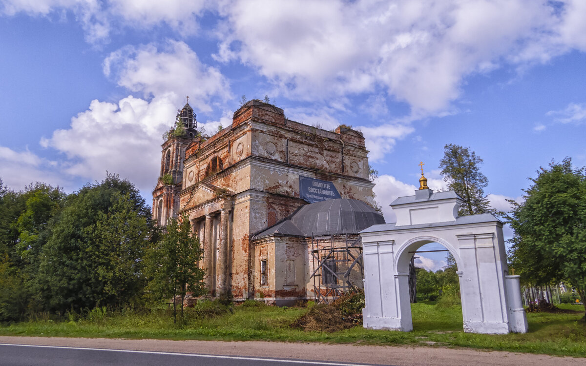 Храм Николая Чудотворца в с. Николо-Корма - Сергей Цветков