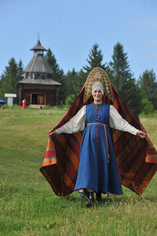 Всё в  жизни взаимосвязано... )) - Владимир Хиль