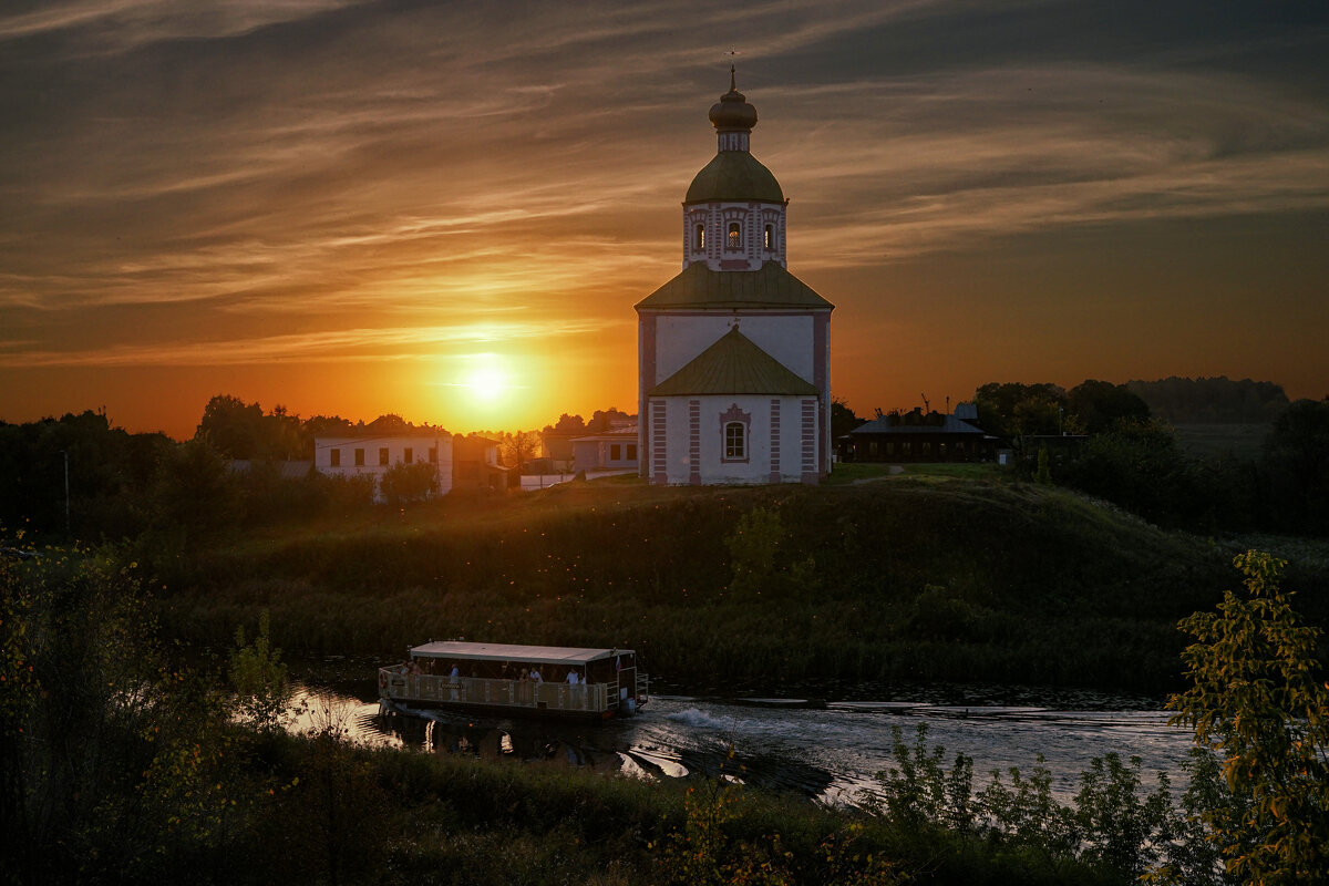 На закате по Каменке - Александр Белый