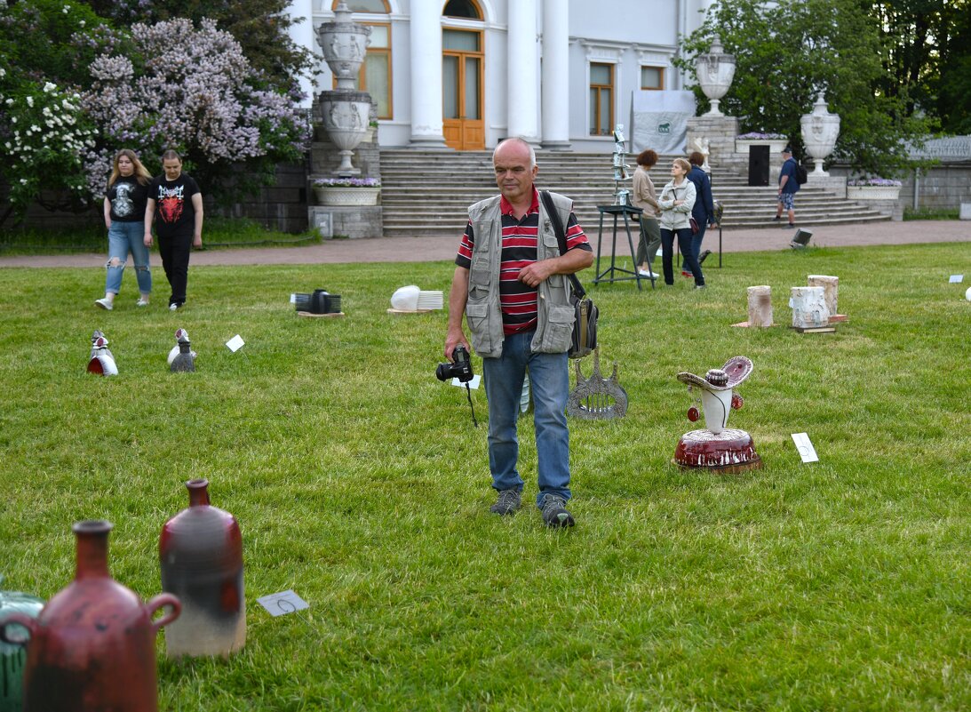 В поиске интересного ракурса - Магомед .