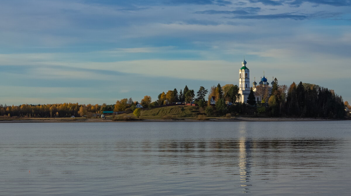 Church of Athanasius the Great on the bank of the Kubena River in October | 2 - Sergey Sonvar