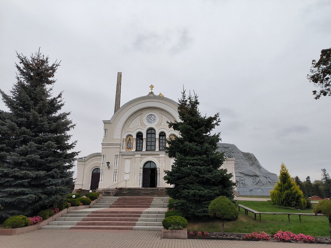 Гарнизонный храм в Брестской крепости. - Ольга 