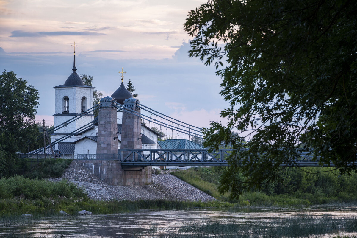 Церковь Николая Чудотворца в городе Остров. - Николай Галкин 