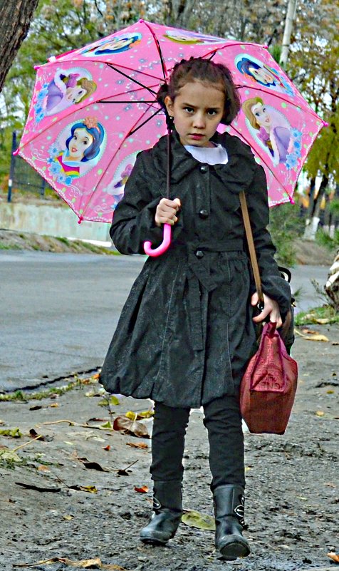 «Девочка с зонтом» - Александр NIK-UZ