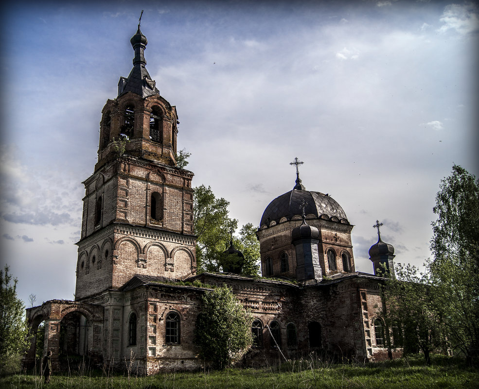 Заброшеная церковь - Степан Юферев