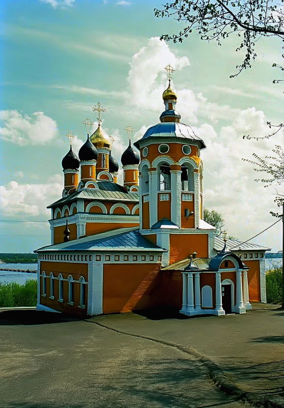 Николо-Набережная церковь в Муроме. 2000 год. - Николай Кондаков