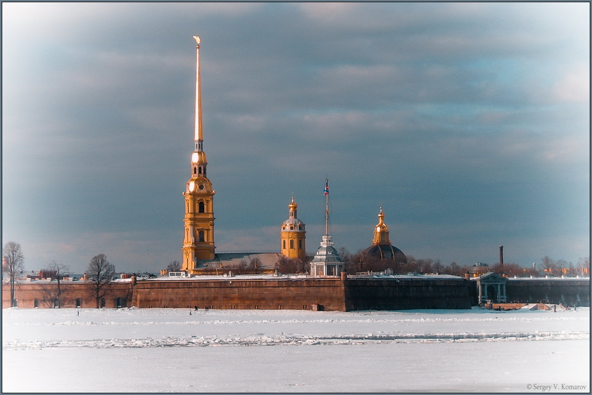 Вид на Петропавловскую крепость (2) - Сергей В. Комаров