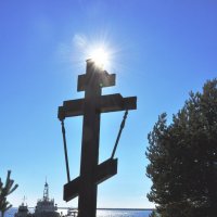 Поклонный крест на о. Коневец. :: Алексей Кучерюк