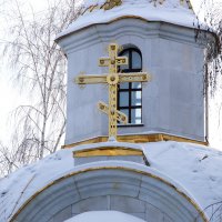 Крест на часовне Георгия Победоносца :: Ольга Логачева